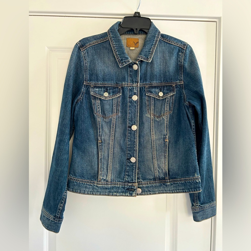 Women’s American Eagle, jean jacket